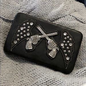 Guns and wings wallet 🔥